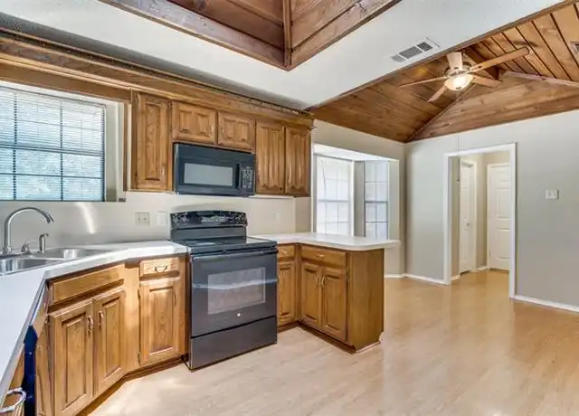 Property at 1001 Jorgenson Rd, Cedar Hill, TX, 75104, 3 beds, 2.5 baths, [object Object]