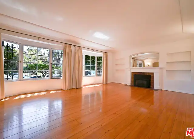Property at 361 N Mansfield Ave, Los Angeles, CA, 90036, 3 beds, 3 baths, [object Object]