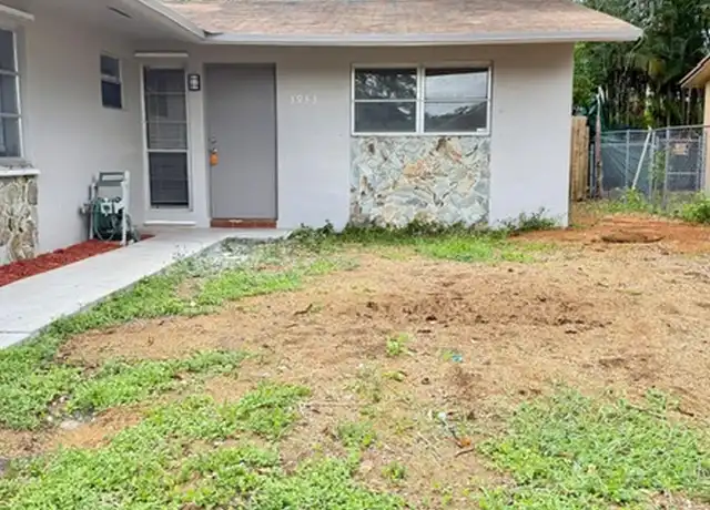 Property at 3933 SW 51st St, Fort Lauderdale, FL, 33312, 2 beds, 2 baths, [object Object]