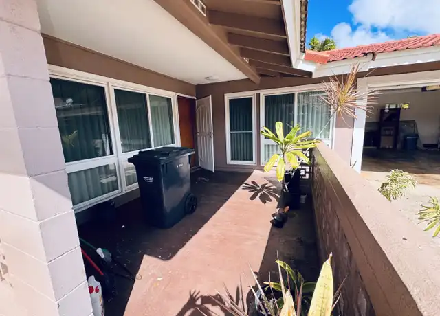 Property at 220 Hanamaulu St, Honolulu, HI, 96825, 3 beds, 2 baths, [object Object]