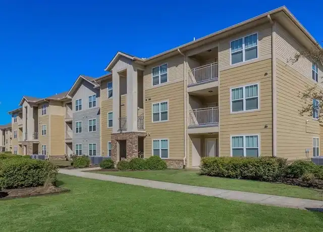 Property at 6454 Airline Hwy, Baton Rouge, LA, 70805, 2 beds, 2 baths, [object Object]