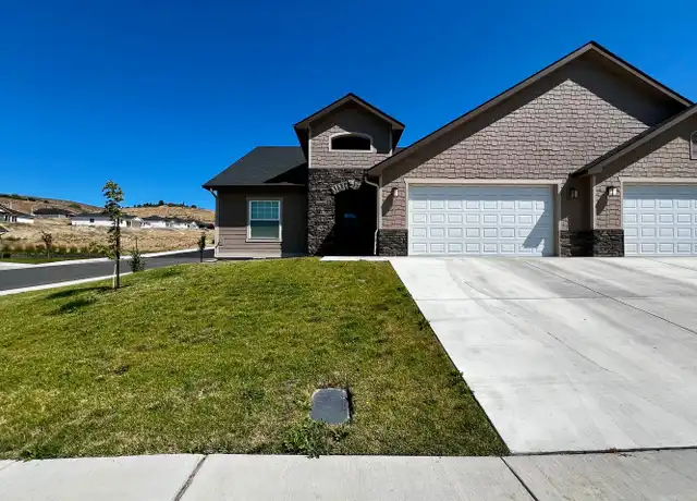 Property at 8819 Kail Dr, Yakima, WA, 98908, 2 beds, 2 baths, [object Object]