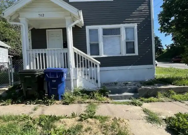 Property at 702 W 7th St, Davenport, IA, 52802, 4 beds, 1 bath, [object Object]