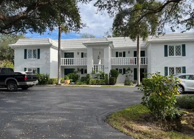 Property at 240 Palm River Blvd Unit C102, Naples, FL, 34110, 2 beds, 2 baths, [object Object]