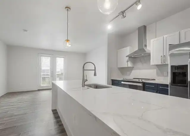 Property at The Lofts at West 7th - 929 Norwood St, Fort Worth, TX, 76107, 2 beds, 2 baths, [object Object]
