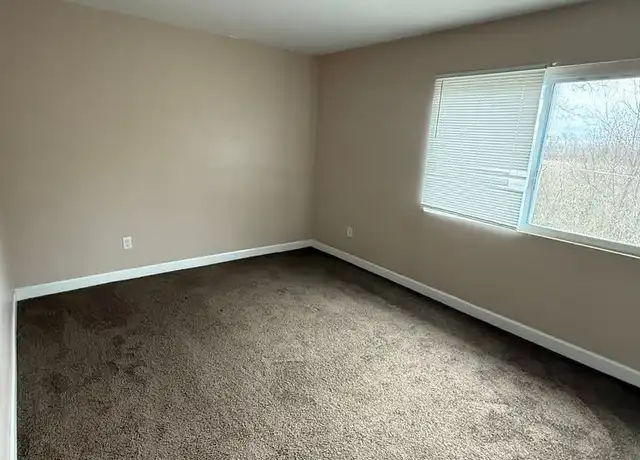Property at 230 Tedmark Ct Apt 3, Kankakee, IL, 60901, 1 bed, 1 bath, [object Object]