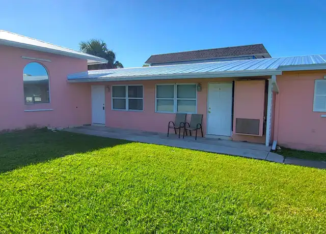 Property at 1169 Seaway Dr Unit B, Fort Pierce, FL, 34949, 2 beds, 1 bath, [object Object]