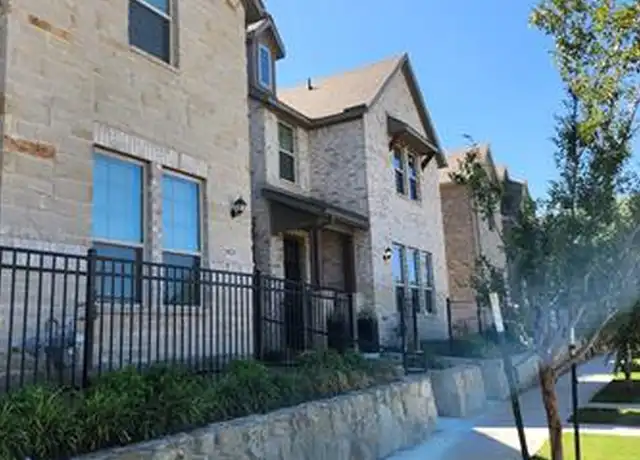 Property at 6820 Meadow Crest Dr, North Richland Hills, TX, 76180, 4 beds, 3 baths, [object Object]