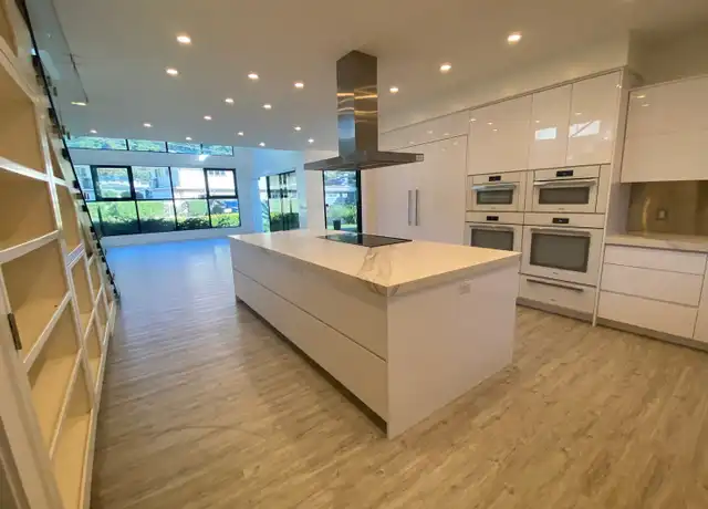 Property at 3238 Pawaina St, Honolulu, HI, 96822, 5 beds, 3.5 baths, [object Object]