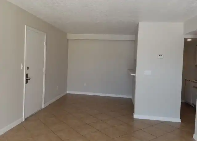 Property at 933 W Oak Ridge Rd Unit D, Orlando, FL, 32809, 1 bed, 1 bath, [object Object]