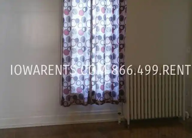 Property at 711 N 5th St Unit 2, Red Oak, IA, 51566, 2 beds, 1 bath, [object Object]