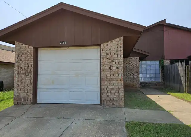 Property at 232 Windsor Way, Oklahoma City, OK, 73110, 3 beds, 1.5 baths, [object Object]