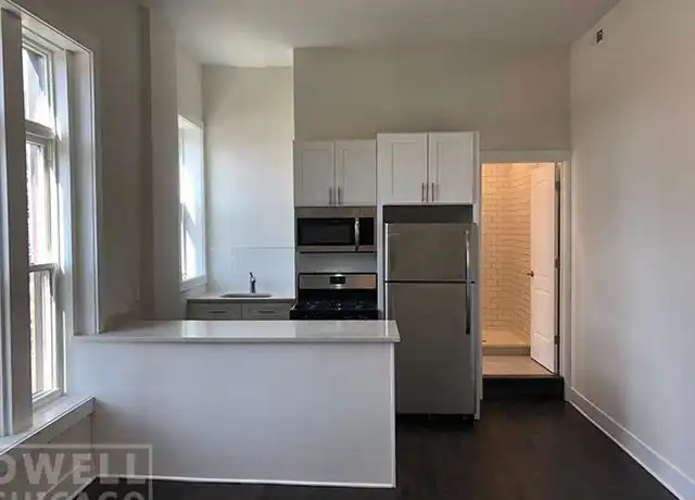 Property at 2362 N Clybourn Ave, Chicago, IL, 60614, 2 beds, 1 bath, [object Object]