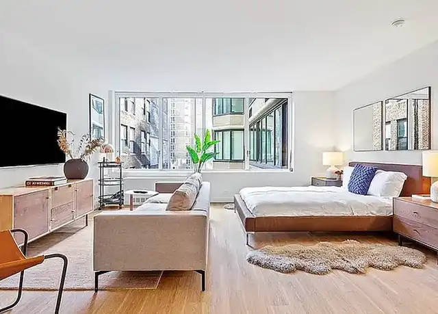 Property at 70 W 37th St Unit 601, New York, NY, 10018, 0 beds, 1 bath, [object Object]