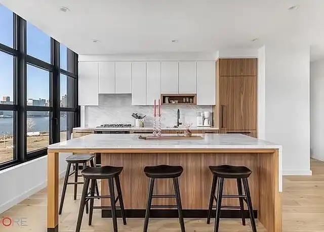 Property at 29 Huron St Unit 5CE, Brooklyn, NY, 11222, 2 beds, 2 baths, [object Object]