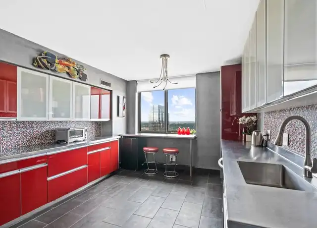 Property at 5501 Seminary Rd Unit 2405, Falls Church, VA, 22041, 3 beds, 2.5 baths, [object Object]