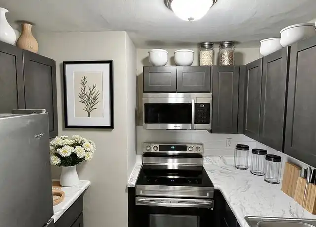 Property at 18 Huron Ave Unit 16B, Norwood, PA, 19074, 2 beds, 1 bath, [object Object]