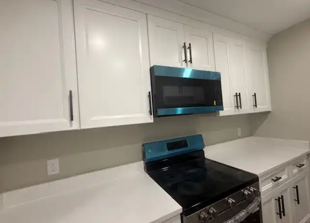 Property at 1910 Springfield Rd Unit 105, East Peoria, IL, 61611, 1 bed, 1 bath, [object Object]