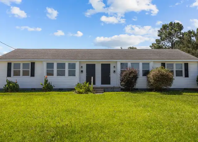 Property at 332 Starling St, Jacksonville, NC, 28540, 2 beds, 1 bath, [object Object]