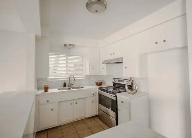 Property at 123 Mira Mar Ave Unit 1, Long Beach, CA, 90803, 1 bed, 1 bath, [object Object]
