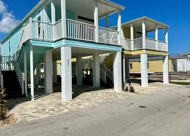 Property at 297 NE Coastal Dr, Jensen Beach, FL, 34957, 2 beds, 1 bath, [object Object]