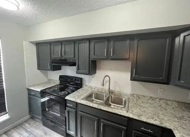 Property at Sunray Townhomes - 2701 Sunray Cir, Corpus Christi, TX, 78409, 2 beds, 1.5 baths, [object Object]