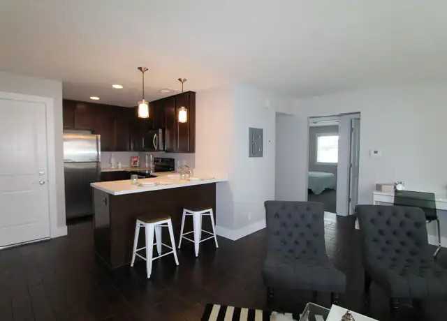 Property at The Bristol - 124 N 31st Ave, Omaha, NE, 68131, 2 beds, 1 bath, [object Object]