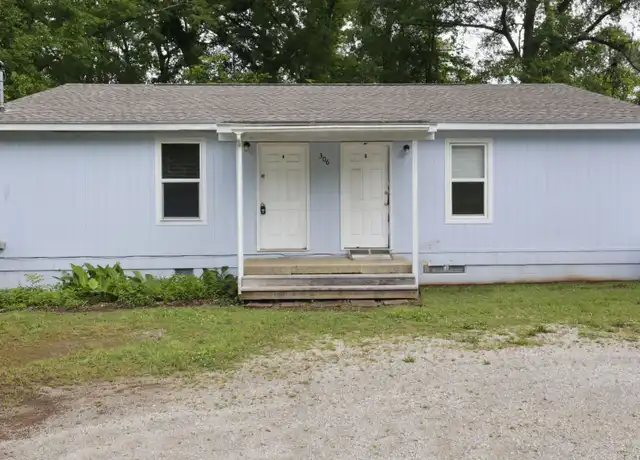 Property at 306 Tarver St SE Unit B, Jacksonville, AL, 36265, 2 beds, 1 bath, [object Object]