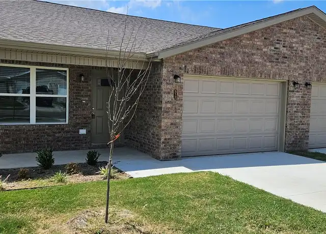 Property at 513 NW 68th Ave, Bentonville, AR, 72712, 3 beds, 2 baths, [object Object]