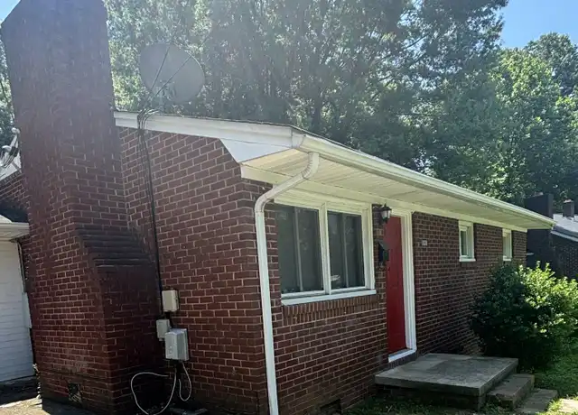 Property at 1009 W Mauney Ave, Gastonia, NC, 28052, 2 beds, 2 baths, [object Object]