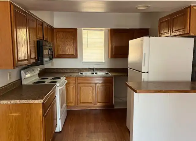 Property at 1728 N Fitzhugh Ave Unit 202, Dallas, TX, 75204, 2 beds, 1 bath, [object Object]