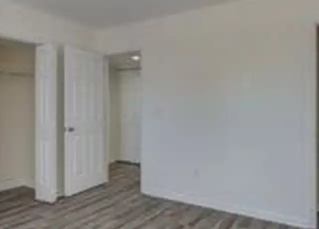 Property at 221 Red Cross St, Wilmington, NC, 28401, 1 bed, 1 bath, [object Object]