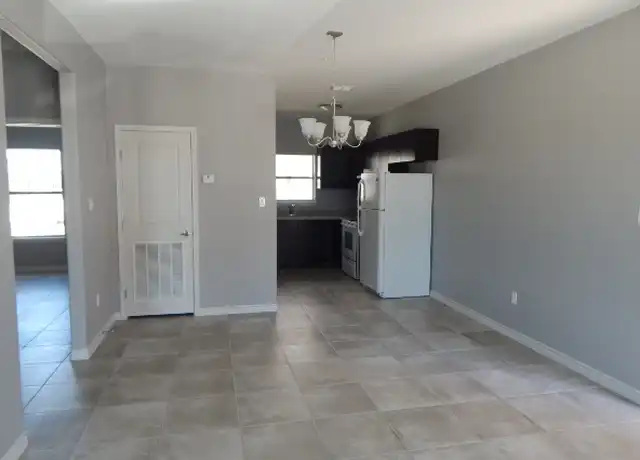 Property at 410 Riverhill Loop Unit 20, Laredo, TX, 78046, 1 bed, 1 bath, [object Object]