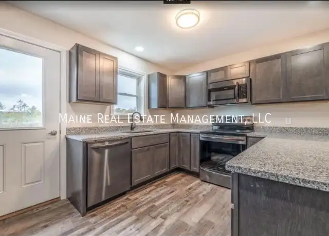 Property at 221 Mountain Rd Unit A, Abbot, ME, 04406, 2 beds, 2 baths, [object Object]