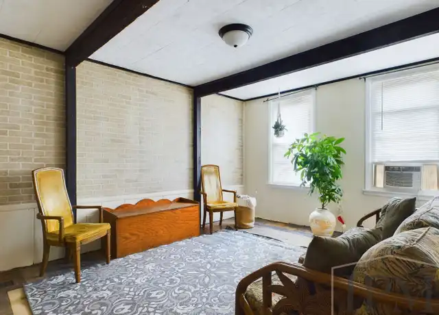 Property at 115 N Newberry St, York, PA, 17401, 2 beds, 1 bath, [object Object]