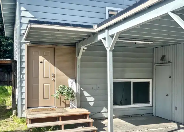 Property at 8400 Owen Cir, Anchorage, AK, 99502, 3 beds, 3 baths, [object Object]