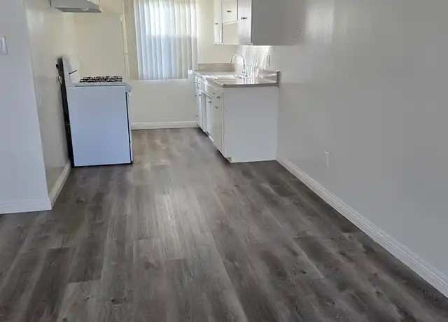 Property at 10050 Mountair Ave Unit 12, Tujunga, CA, 91042, 1 bed, 1 bath, [object Object]