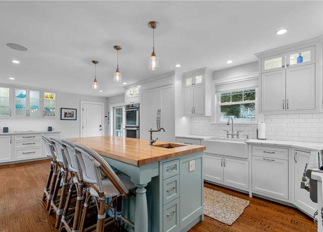 Photo of 36 Keeher Ave, Newport, RI 02840