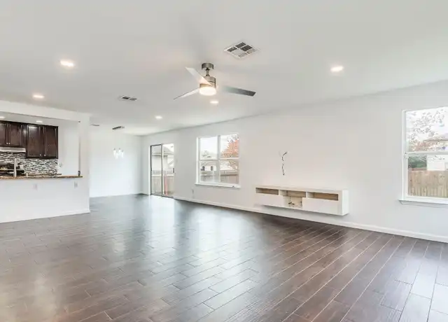 Property at 12825 Sexson Ridge Cv, Del Valle, TX, 78617, 3 beds, 2.5 baths, [object Object]