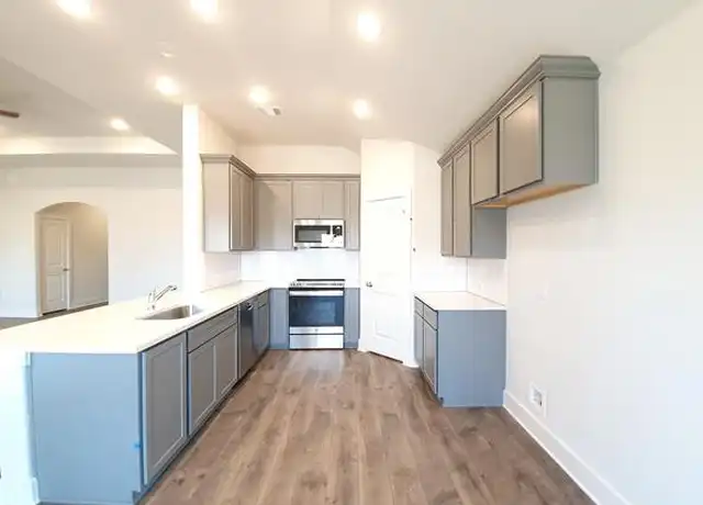 Property at 1409 Black Oak Dr, Denton, TX, 76209, 4 beds, 2 baths, [object Object]
