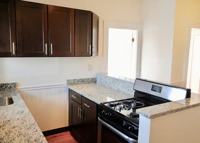 Property at 119 Lexington St Unit 3R, East Boston, MA, 02128, 3 beds, 1 bath, [object Object]