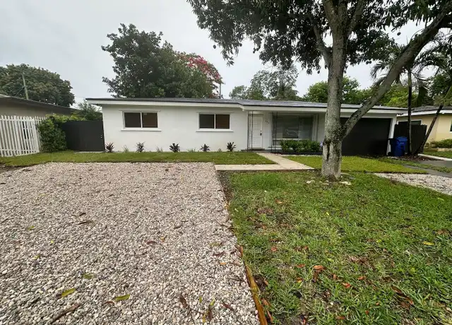 Property at 950 E Dayton Cir, Fort Lauderdale, FL, 33312, 3 beds, 2 baths, [object Object]