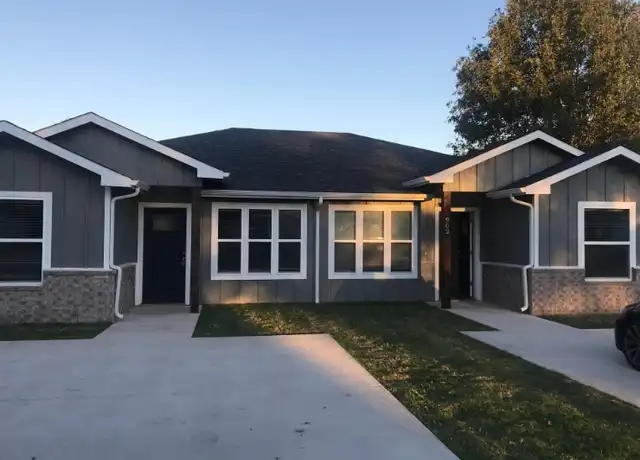 Property at 902 N Bush Ave, Denison, TX, 75020, 2 beds, 2 baths, [object Object]