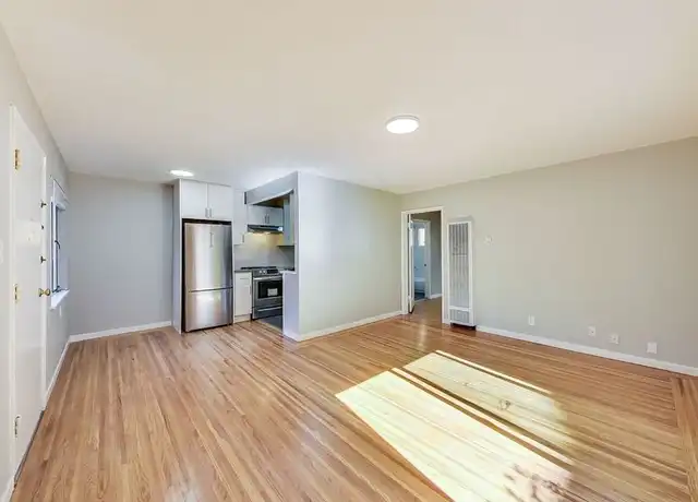 Property at 220 Orange St Unit 06, Oakland, CA, 94610, 1 bed, 1 bath, [object Object]