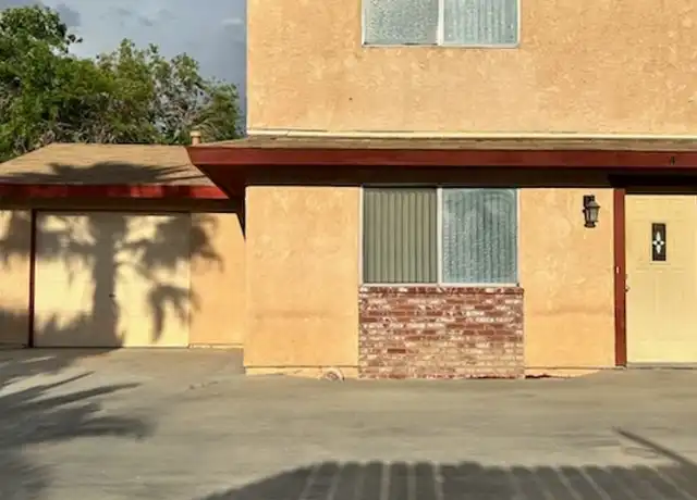 Property at 1017 W Perdew Ave, Ridgecrest, CA, 93555, 2 beds, 2 baths, [object Object]