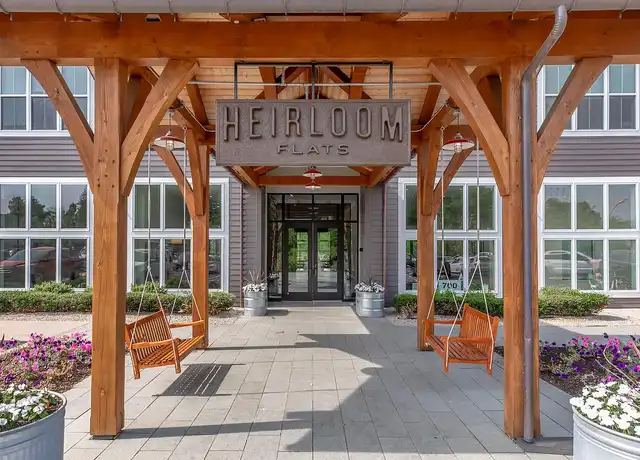 Property at Heirloom Flats - 700 Bloomfield Ave, Bloomfield, CT, 06002, 2 beds, 1-2 bath, [object Object]