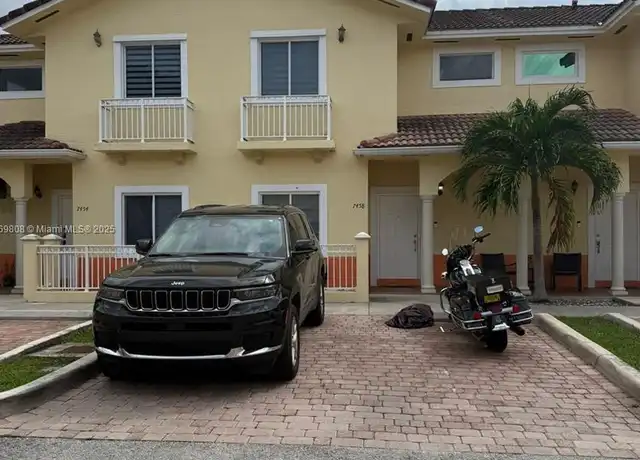 Property at 7458 NW 179th Ter Unit 7458, Hialeah, FL, 33015, 2 beds, 2.5 baths, [object Object]