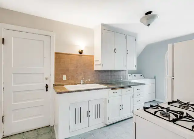 Property at 1704 Jefferson St NE #3, Minneapolis, MN, 55413, 2 beds, 1 bath, [object Object]