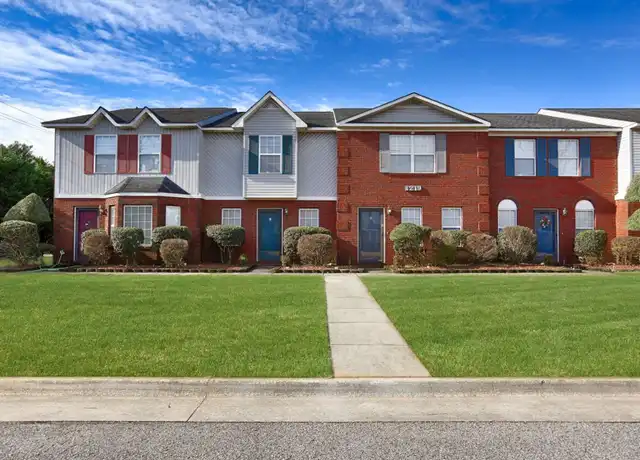 Property at 1221 Silver Crest Dr SW Unit 2BR 15 BA Townhome, Decatur, AL, 35603, 2 beds, 1.5 baths, [object Object]