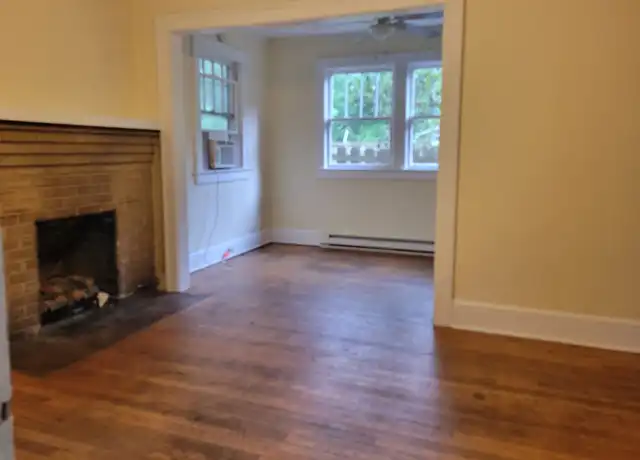 Property at 76 Lanvale Ave Unit 2, Asheville, NC, 28806, 1 bed, 1 bath, [object Object]